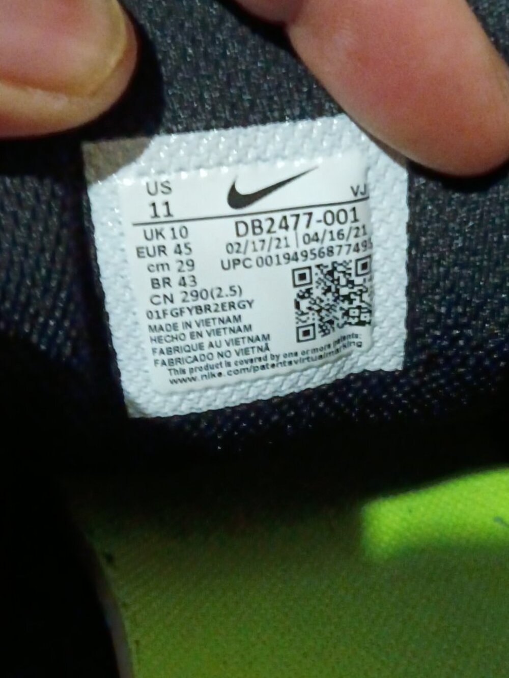 Nike Crater Impact DB2477-001 Men’s Size 11 Black Green Sneakers Running Shoes - Picture 2 of 13